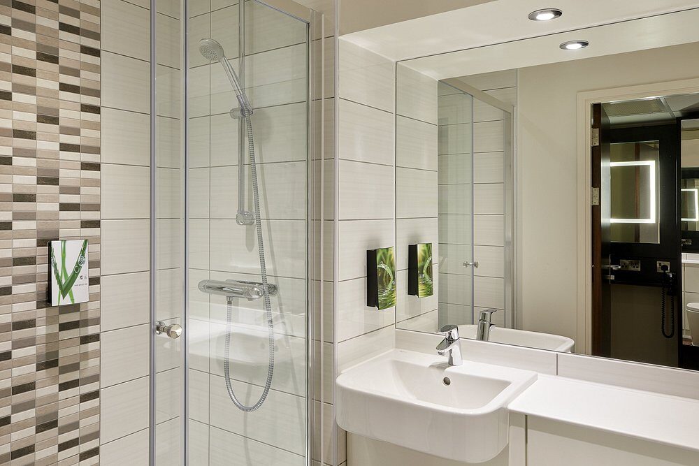 Standard Double Room — view 3